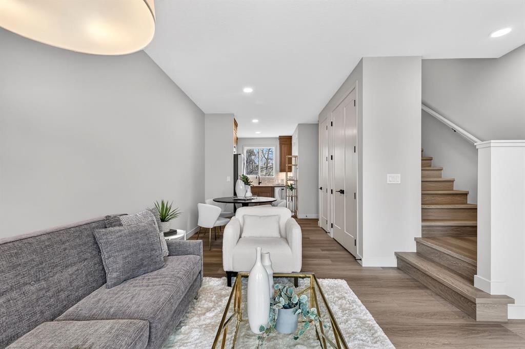 5406 6 Street SW, Calgary — photo 4 of 21