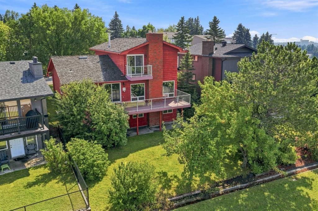 1148 Edgemont Road NW, Calgary — photo 2 of 50