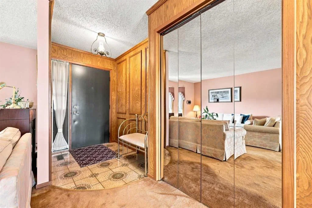 1148 Edgemont Road NW, Calgary — photo 3 of 50