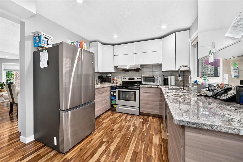 139 Hawkville Close NW, Calgary — photo 5 of 50