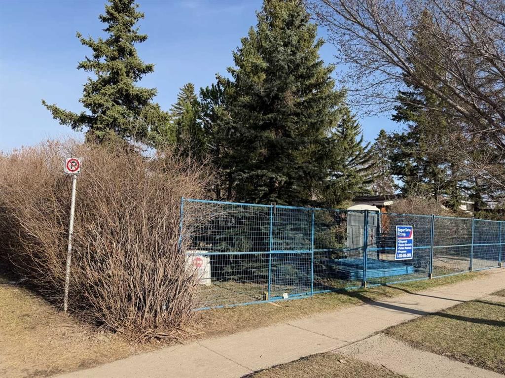 7216 Elbow Drive SW, Calgary — photo 3 of 4