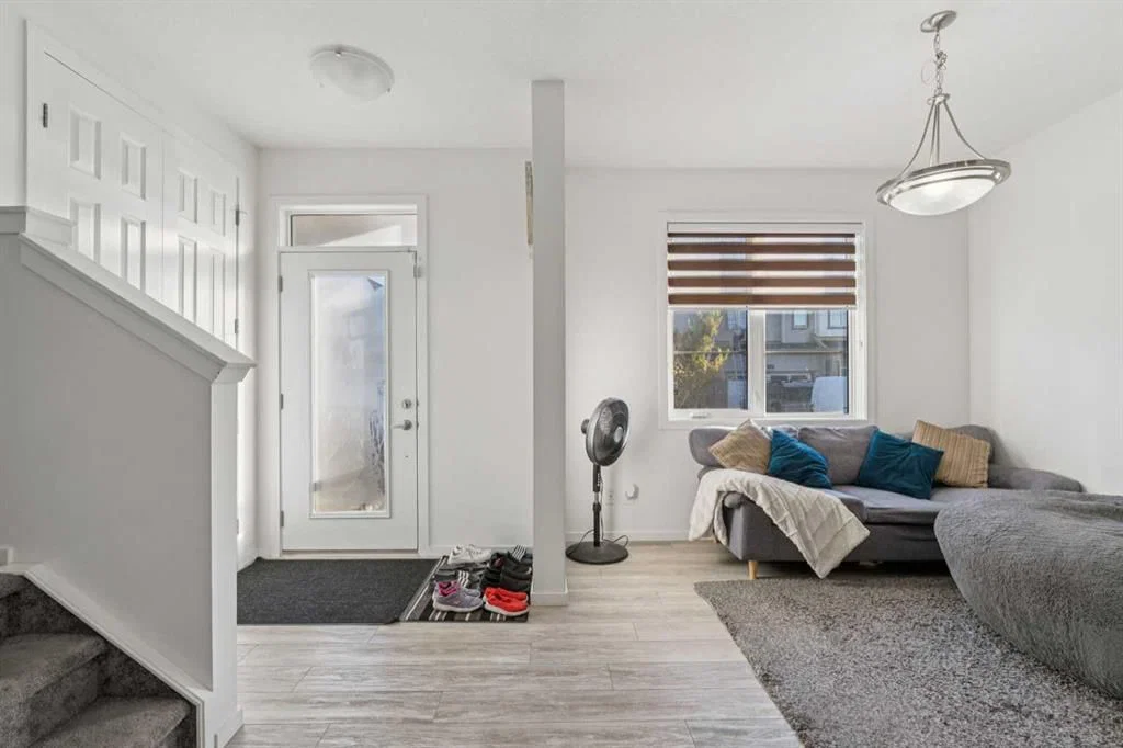 223 Carrington Circle, Calgary — photo 3 of 35