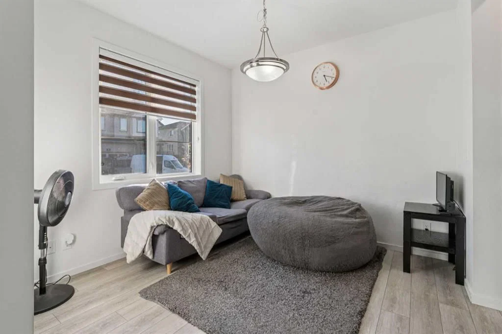 223 Carrington Circle, Calgary — photo 4 of 35