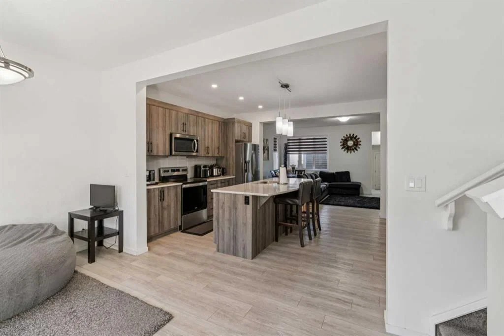 223 Carrington Circle, Calgary — photo 5 of 35