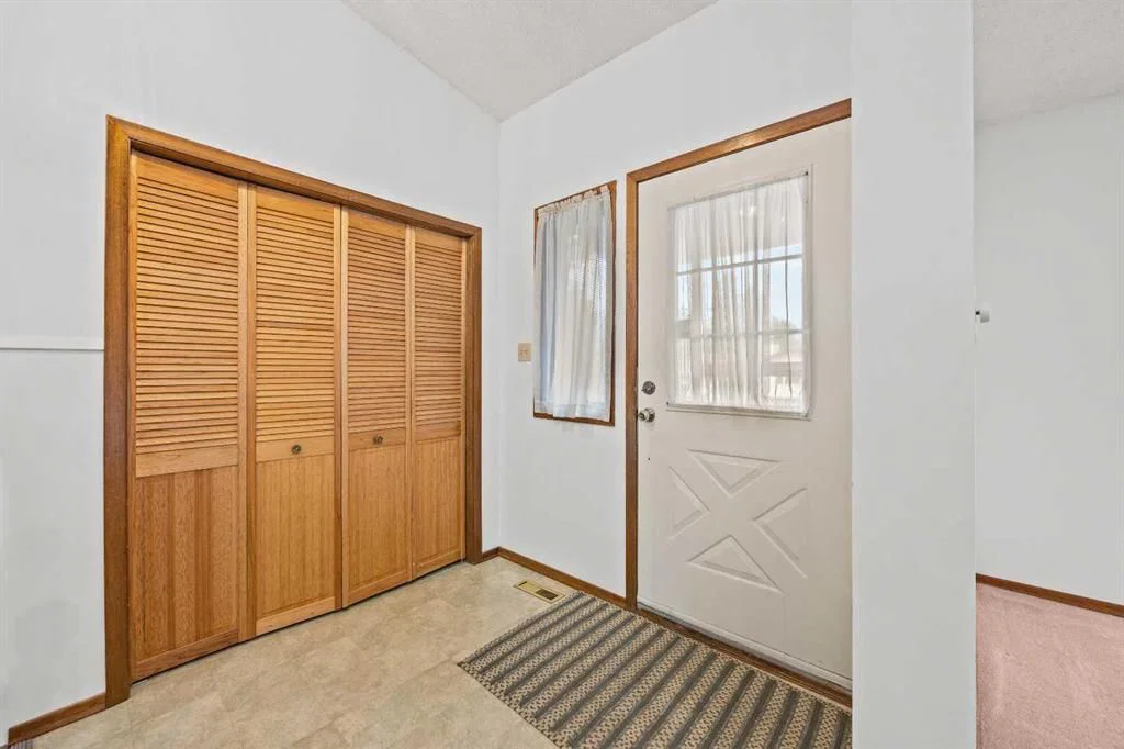 147 Whitlock Close NE, Calgary — photo 3 of 44
