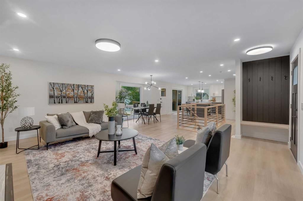 104 Oakmoor Place SW, Calgary — main listing photo