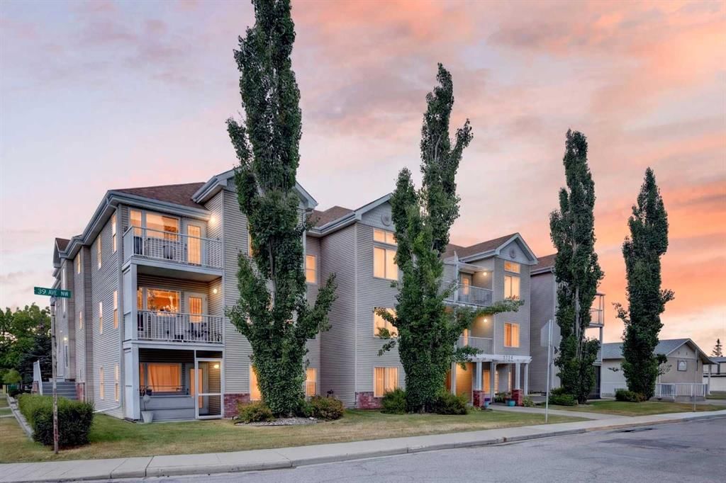 7, 7720 39 Avenue NW, Calgary — main listing photo