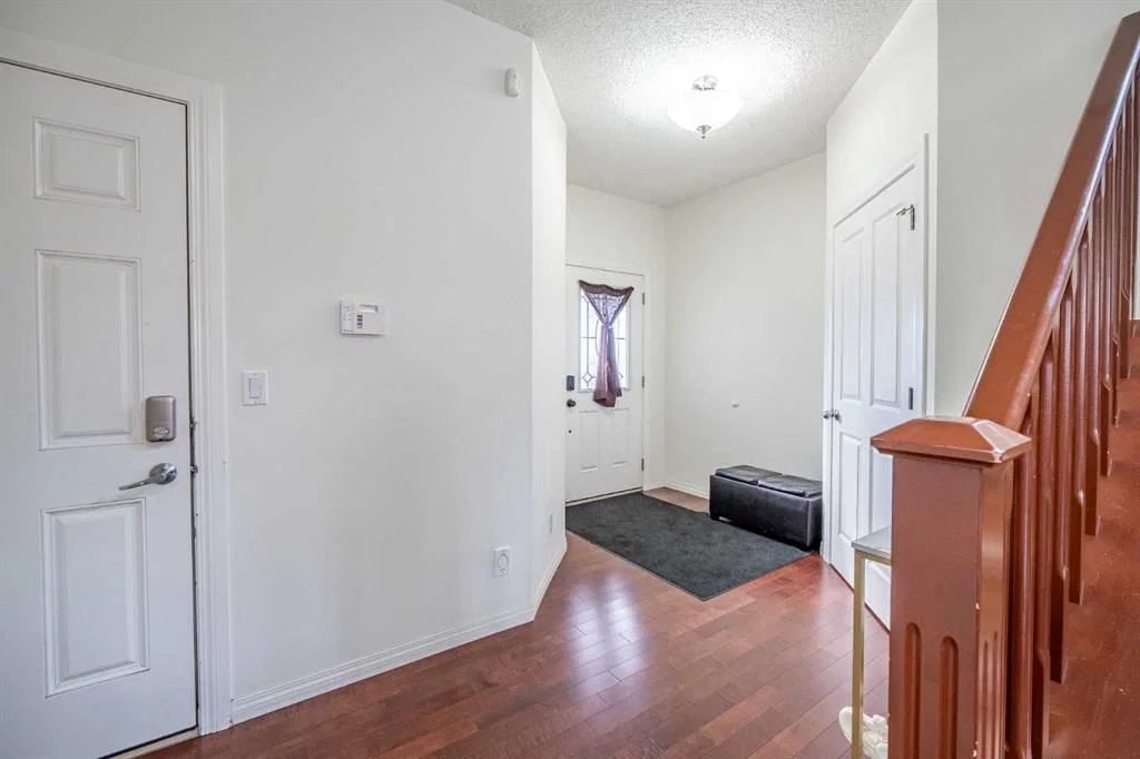 482 Skyview Ranch Way NE, Calgary — photo 4 of 50