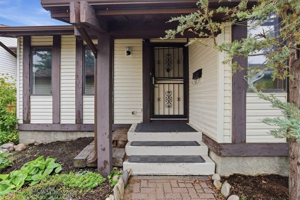 816 Ranchview Circle NW, Calgary — photo 3 of 48