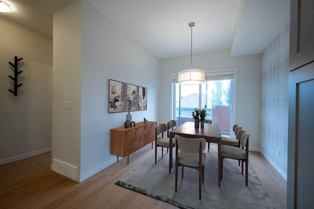 84 Shawnee Common SW, Calgary — photo 5 of 31