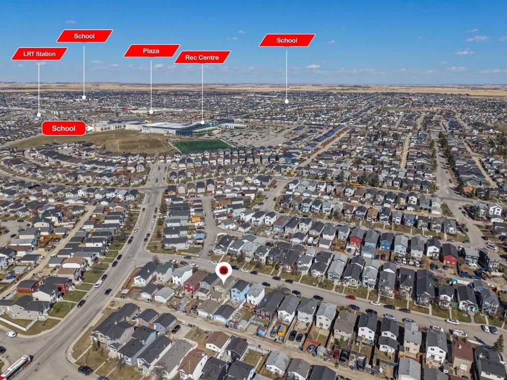 192 Martin Crossing Crescent NE, Calgary — photo 4 of 47