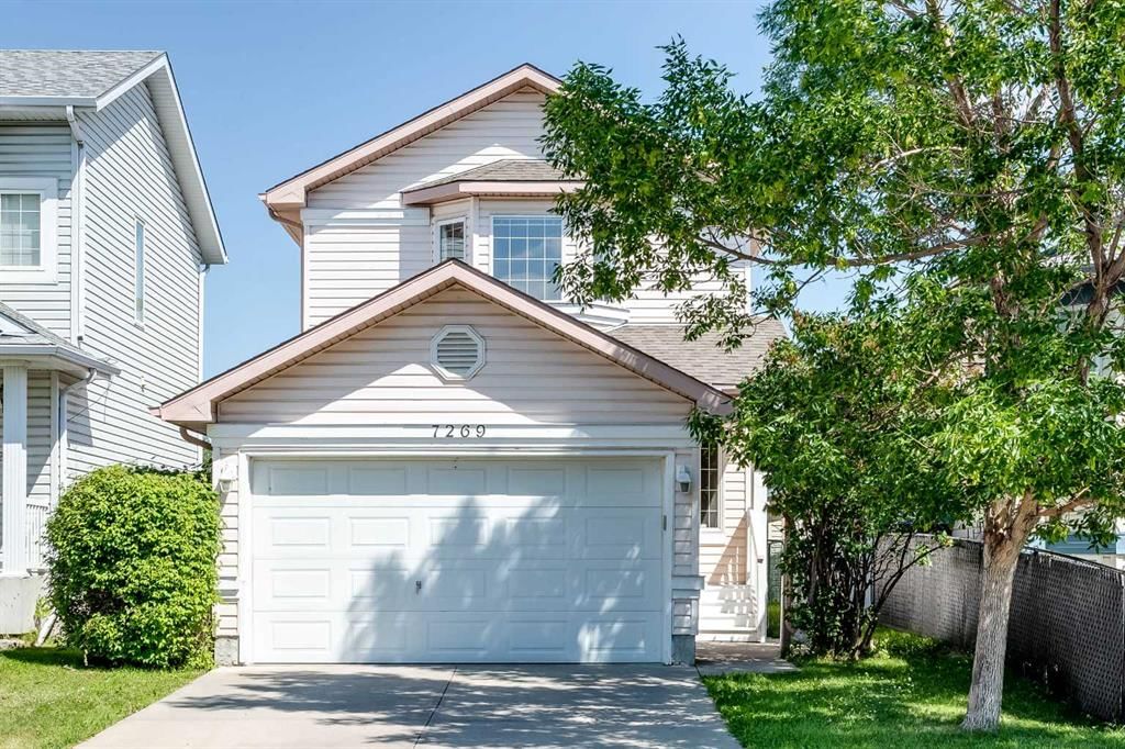 7269 Laguna Way NE, Calgary — main listing photo