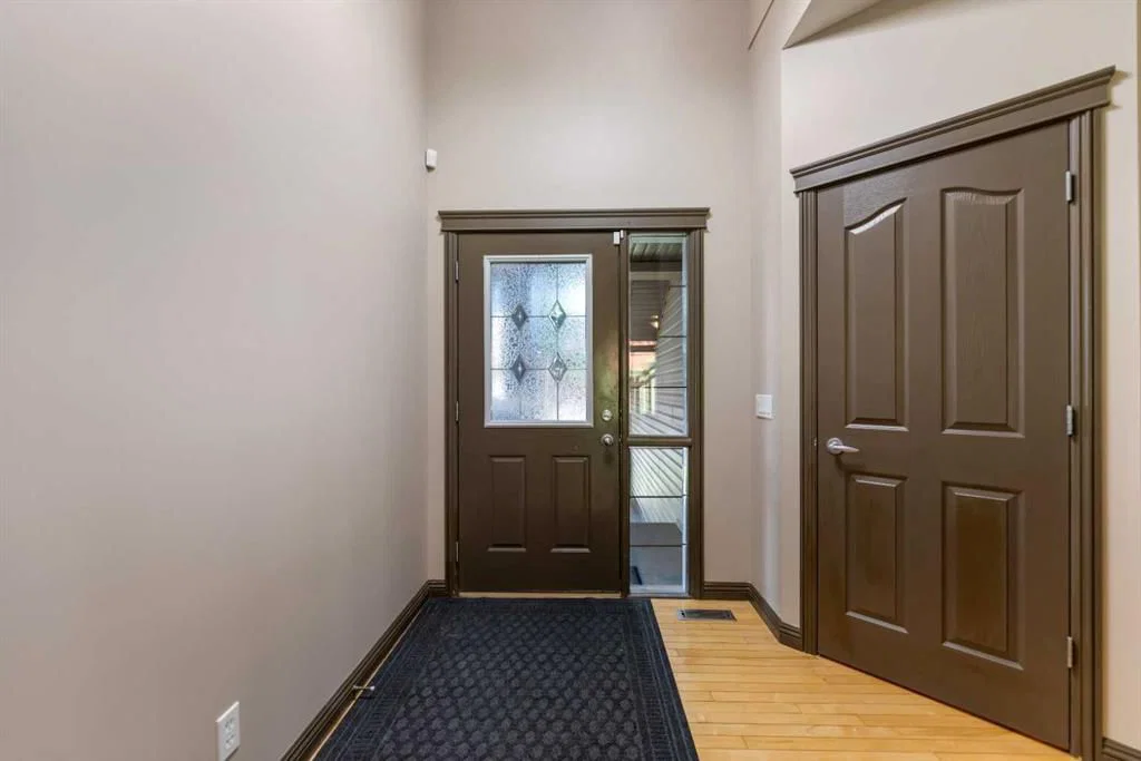 49 Panamount Rise NW, Calgary — photo 3 of 27