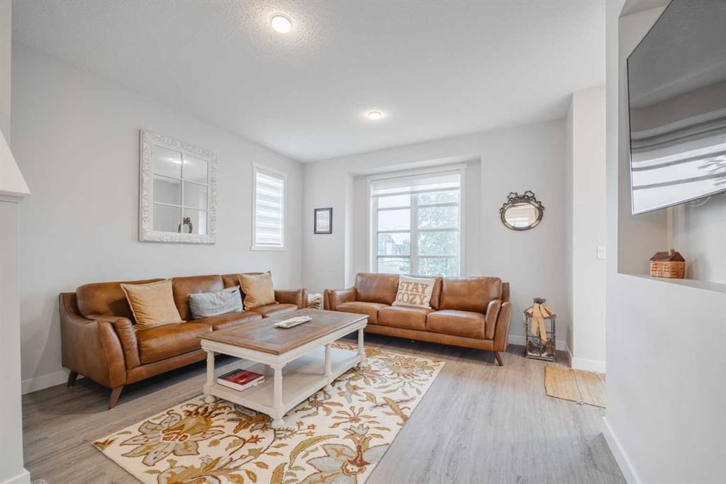 788 Walgrove Boulevard SE, Calgary — photo 4 of 38