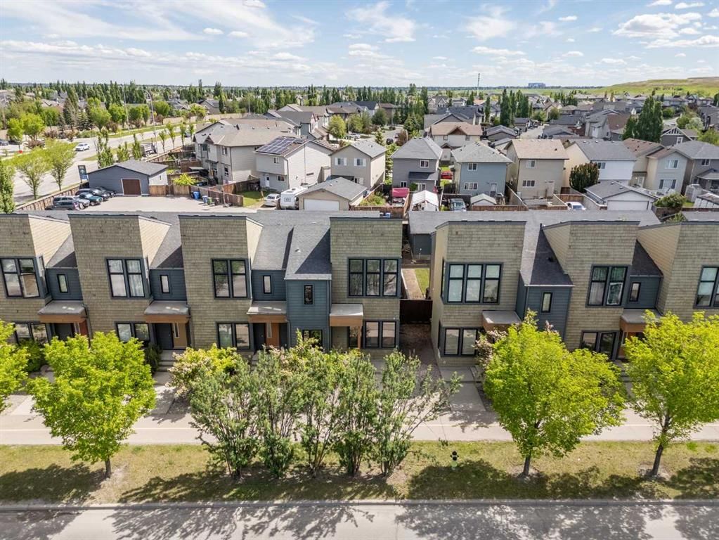 140 Walden Gate SE, Calgary — photo 5 of 35