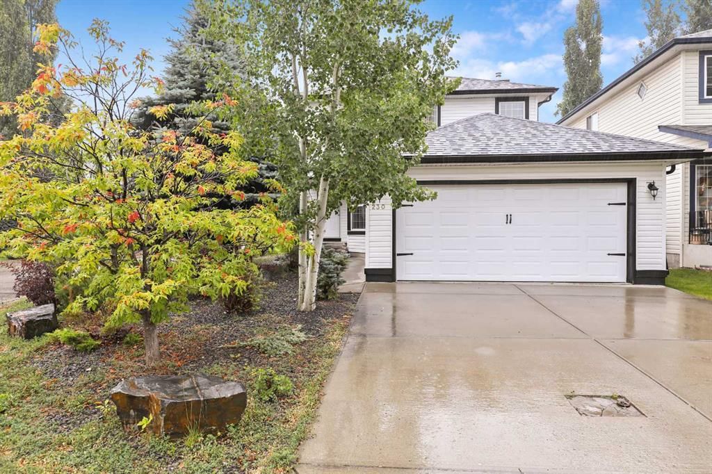 230 Shannon Square SW, Calgary — main listing photo