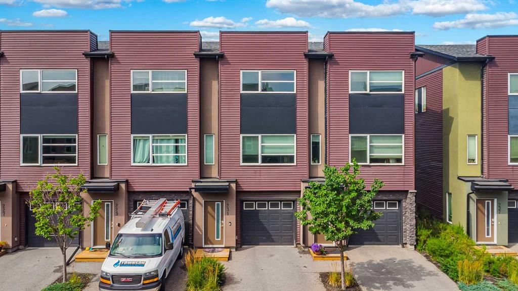 231 Covecreek Circle NE, Calgary — photo 2 of 40