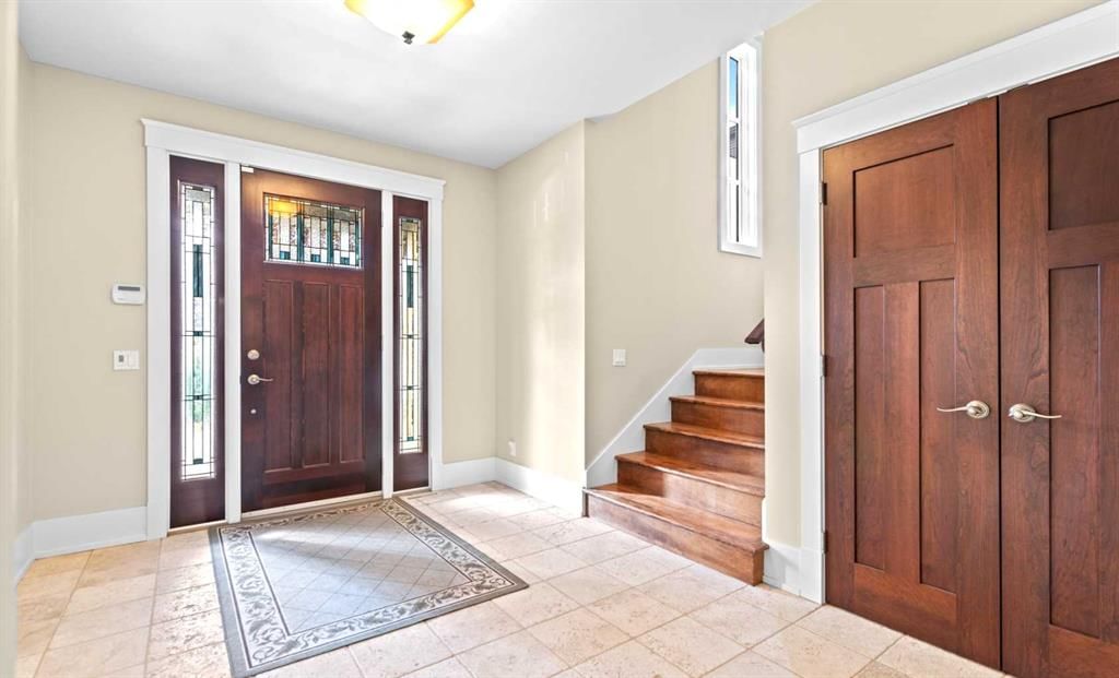 1428 2A Street NW, Calgary — photo 4 of 50