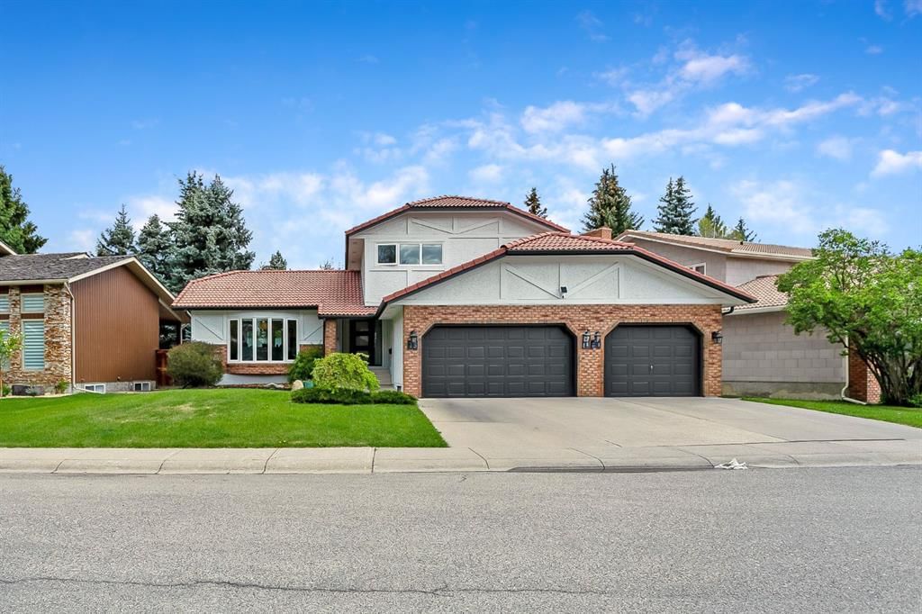 75 Woodacres Crescent SW, Calgary — recently sold home