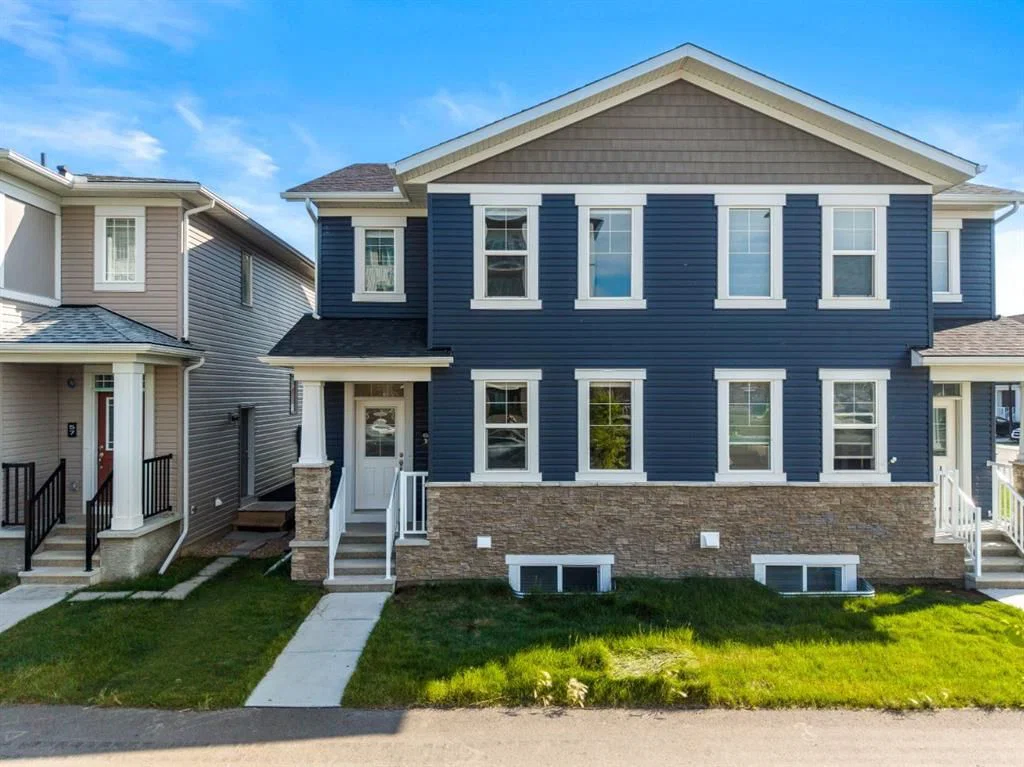 61 Cityline Gate NE, Calgary — main listing photo