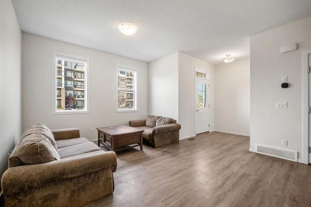61 Cityline Gate NE, Calgary — photo 4 of 48