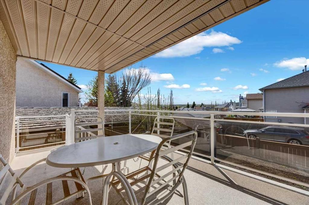 531 Sierra Morena Court SW, Calgary — photo 5 of 49