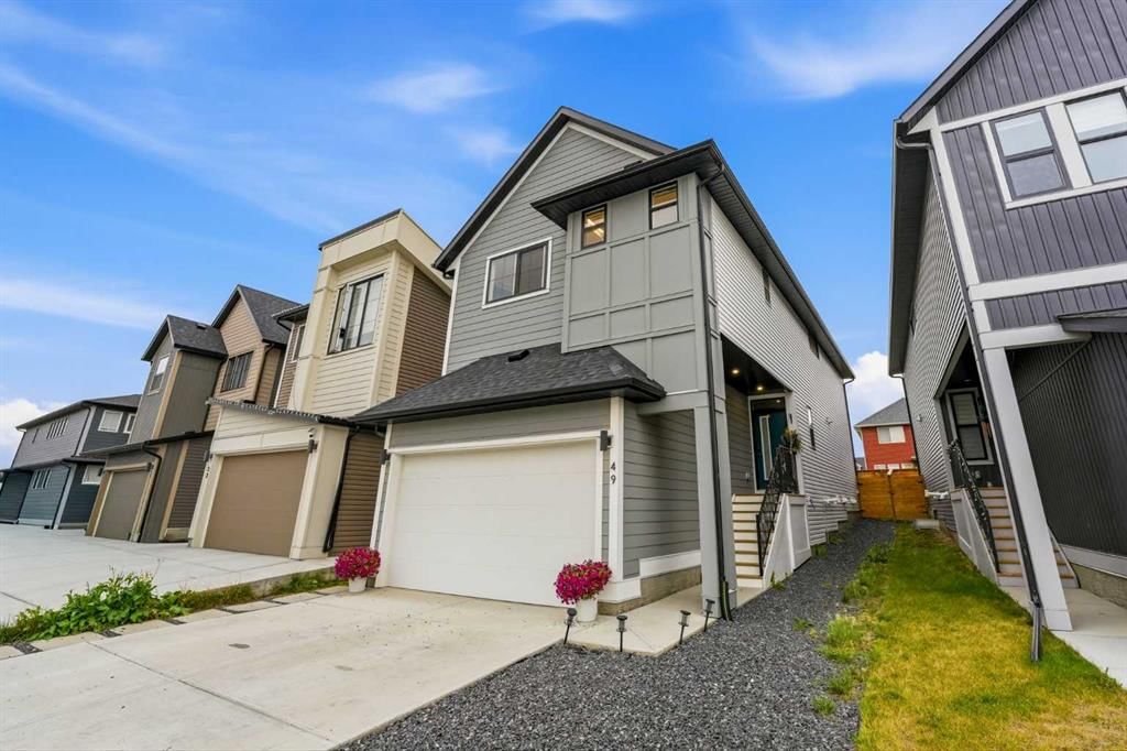 49 Copperhead Road SE, Calgary — photo 2 of 48