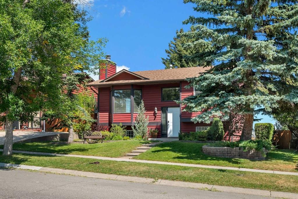 124 Macewan Drive NW, Calgary — recently sold home