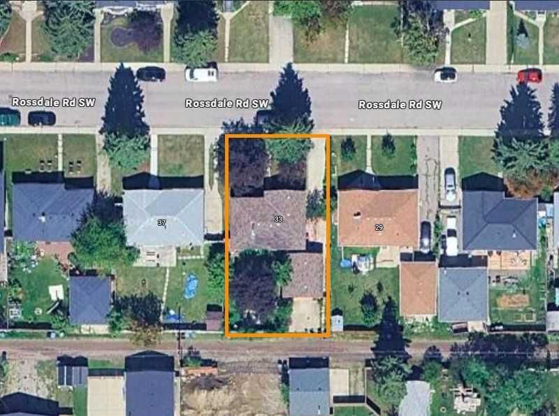33 Rossdale Road SW, Calgary — photo 2 of 2