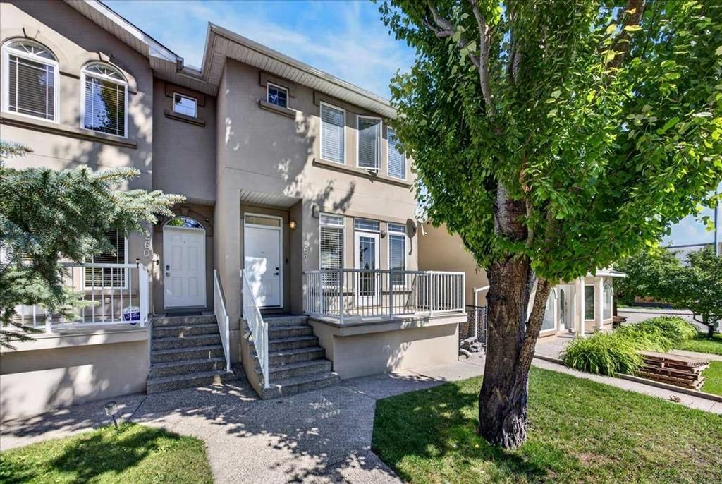 262 21 Avenue NE, Calgary — photo 2 of 47