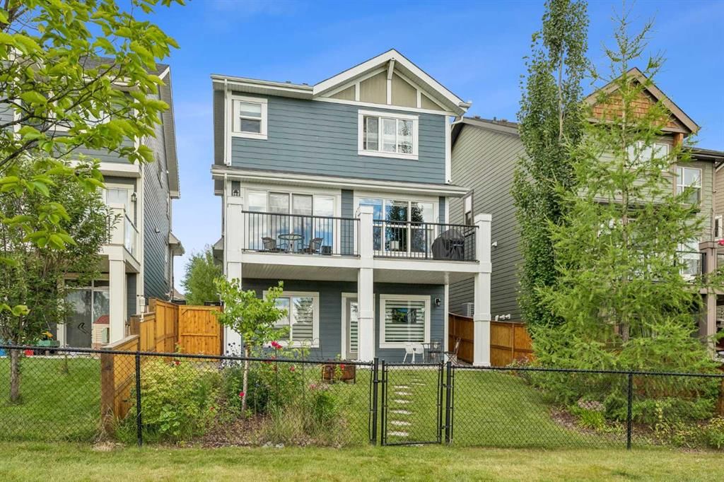 14 Riviera View, Cochrane — photo 2 of 50