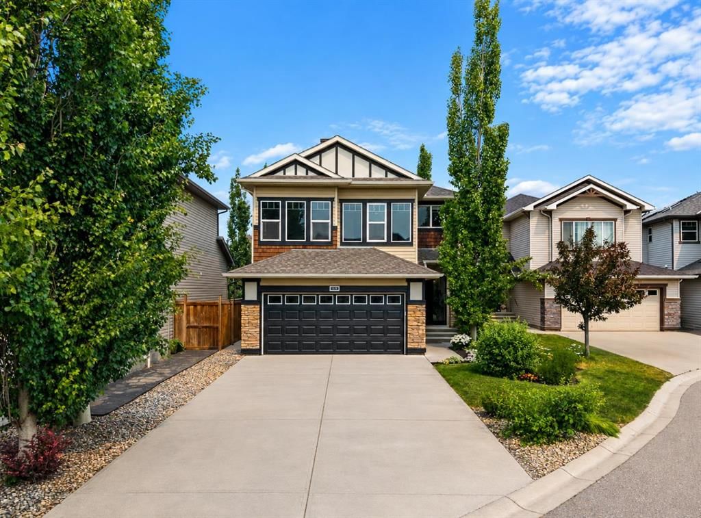 149 Royal Oak Bay NW, Calgary — main listing photo