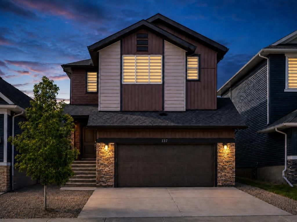 137 Creekside Way SW, Calgary — main listing photo