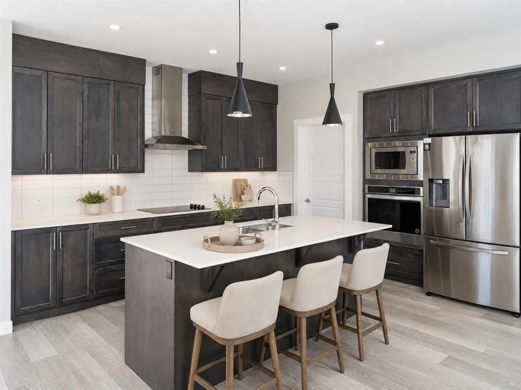 137 Creekside Way SW, Calgary — photo 5 of 22