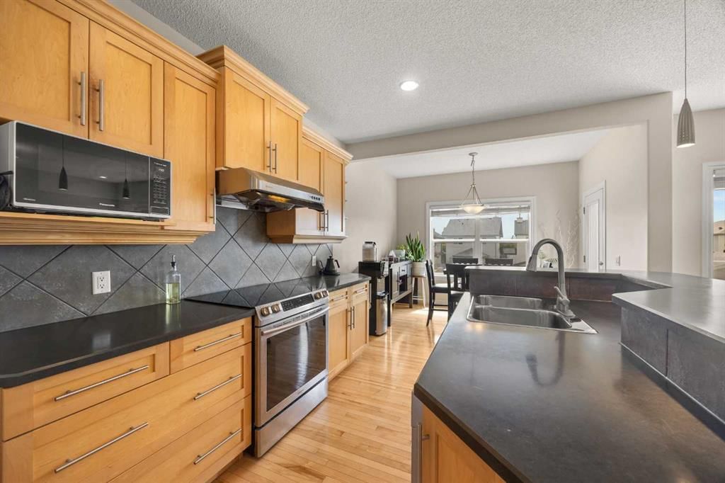35 Covepark Place NE, Calgary — photo 4 of 42