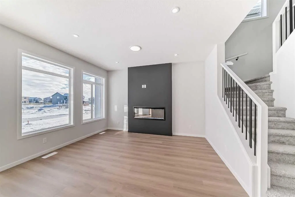 374 Corner Glen Way NE, Calgary — photo 5 of 48