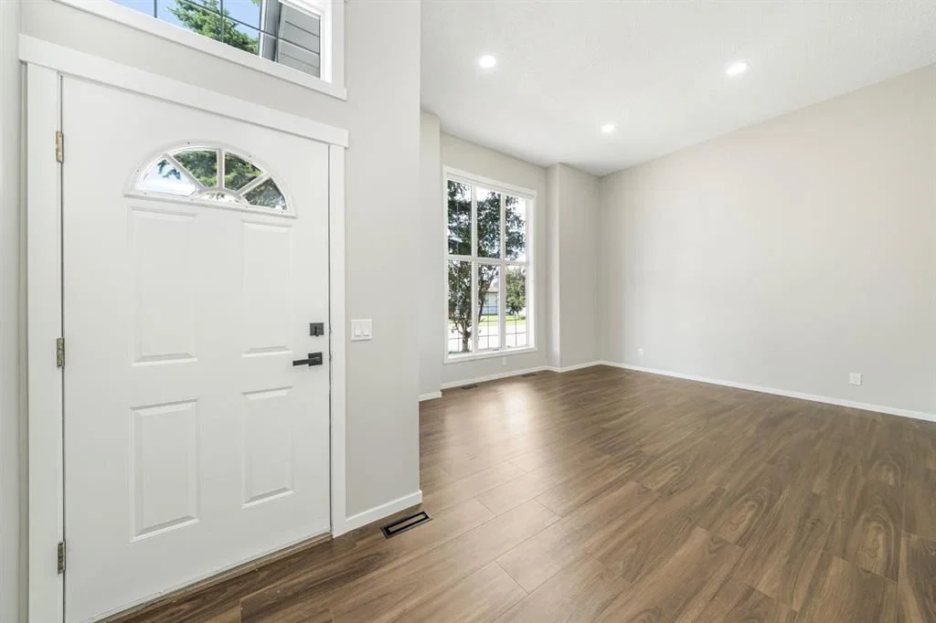 190 Coverdale Road NE, Calgary — photo 3 of 50