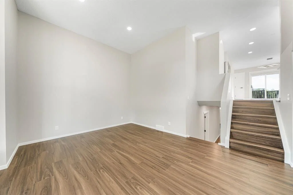 190 Coverdale Road NE, Calgary — photo 4 of 50