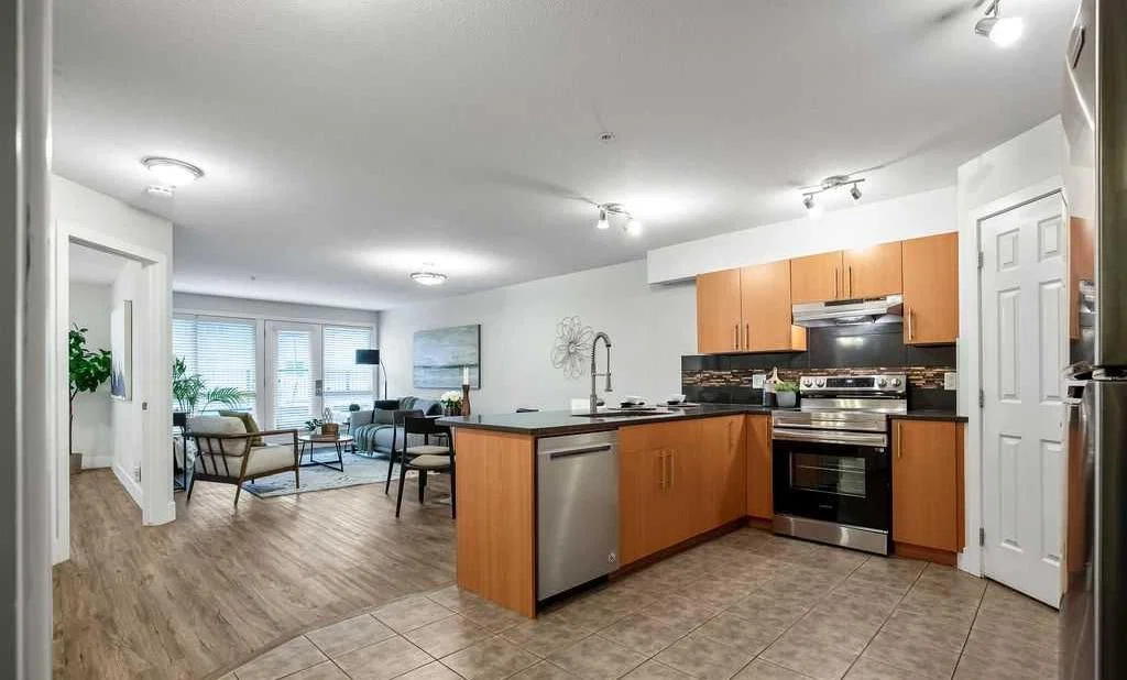104, 1724 26 Avenue SW, Calgary — main listing photo