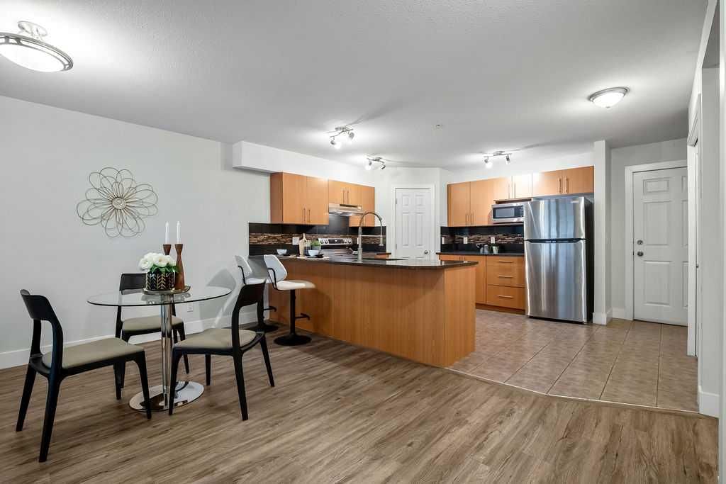 104, 1724 26 Avenue SW, Calgary — photo 4 of 28