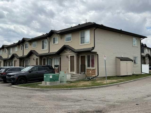 270 Saddlebrook Point NE, Calgary — photo 2 of 33