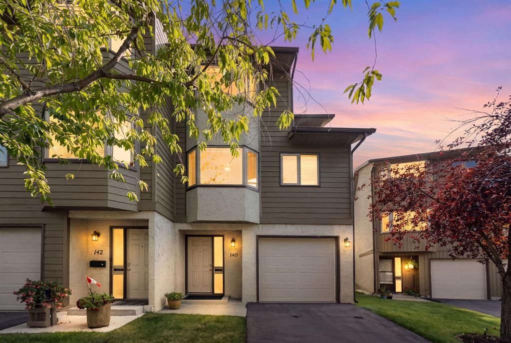 140 Glamis Terrace SW, Calgary — photo 3 of 30