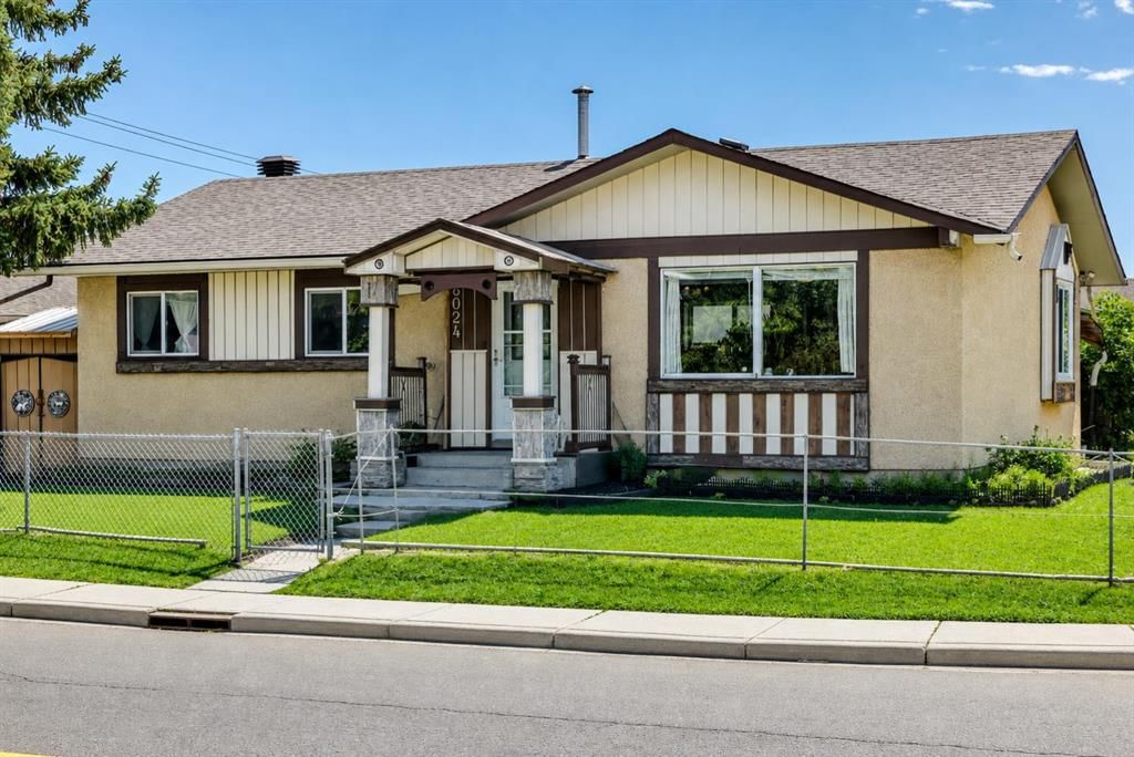 6024 Madigan Drive NE, Calgary — main listing photo