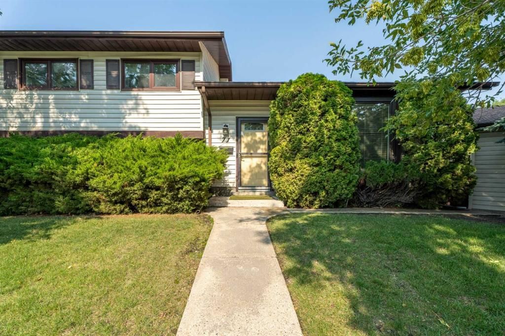 71 Templewood Road NE, Calgary — main listing photo