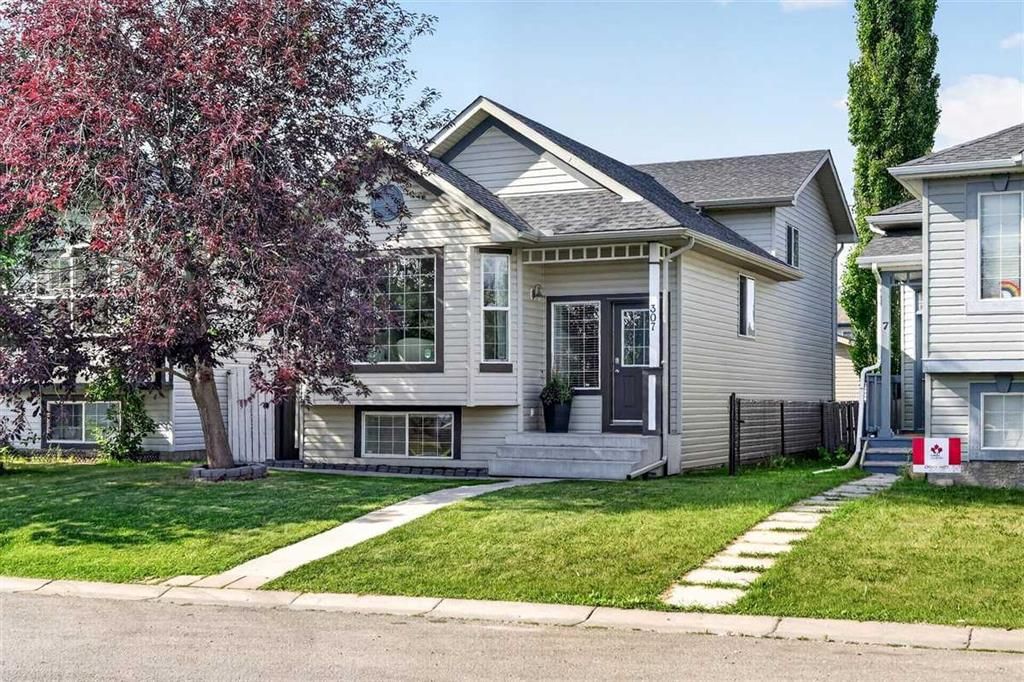307 Covehaven View NE, Calgary — photo 4 of 44