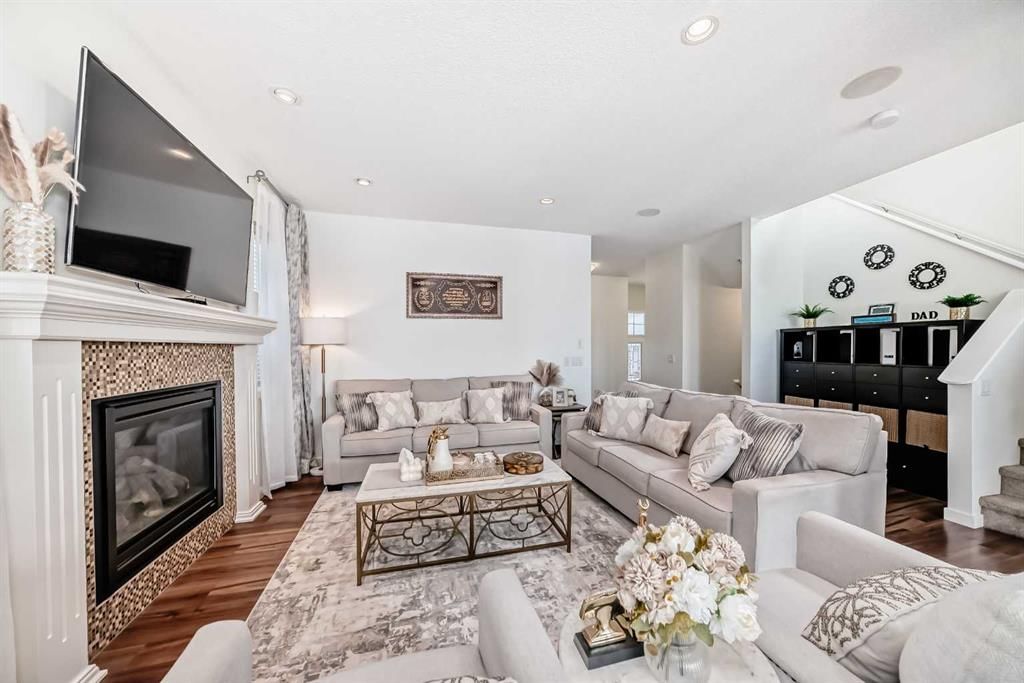 33 Redstone Drive NE, Calgary — photo 5 of 50