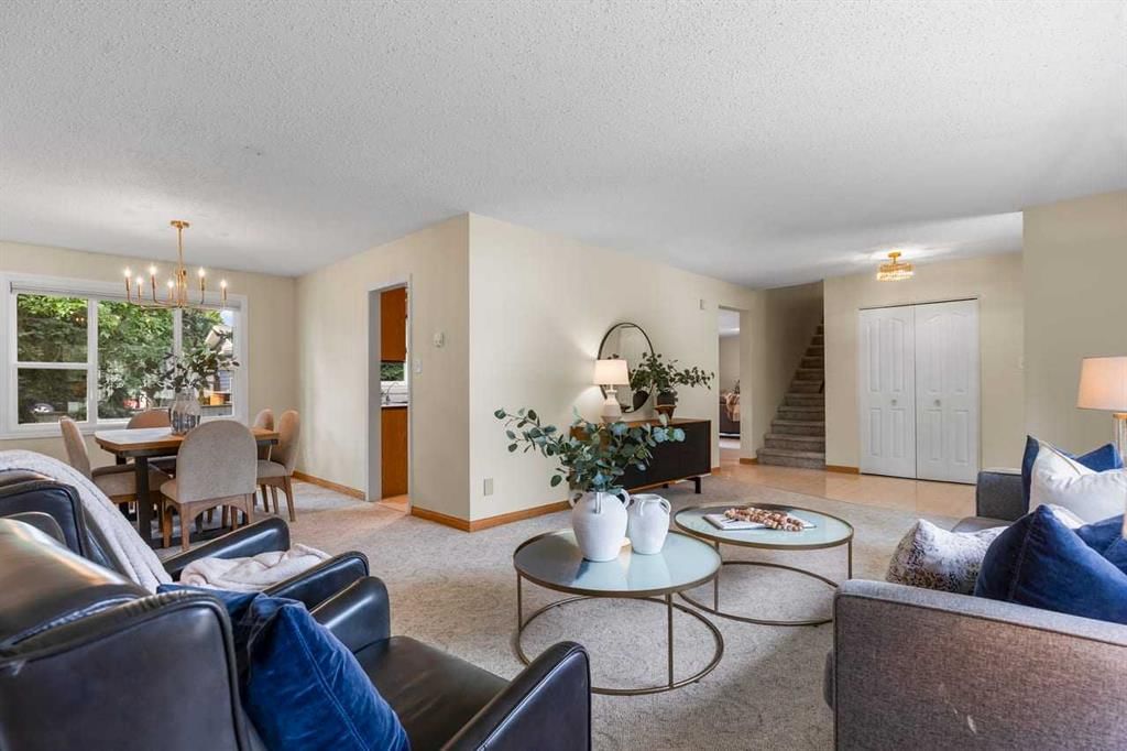 92 Canova Road SW, Calgary — photo 2 of 50