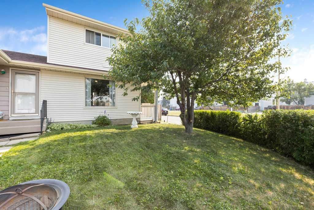 44 Falwood Crescent NE, Calgary — photo 3 of 38