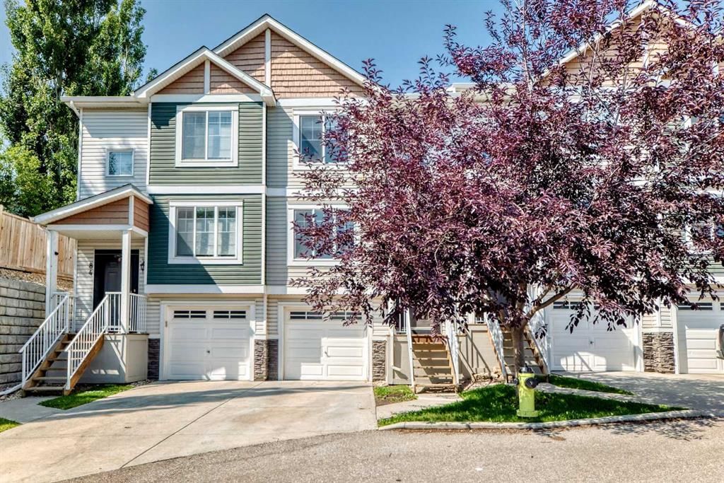 86 Pantego Lane NW, Calgary — main listing photo