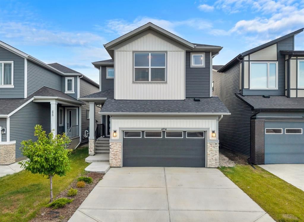 694 Creekmill Court SW, Calgary — detached for sale